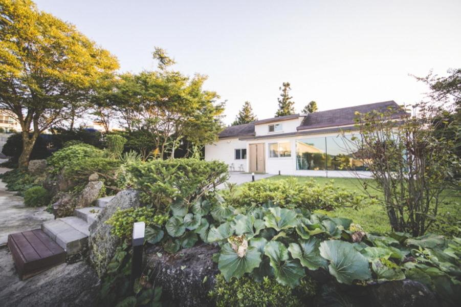 Sunyang Village Pension Jeju Exterior photo
